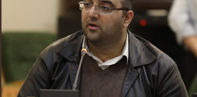 آیدین مهدیزاده: دفتر هنرهای تجسمی همه روزه پاسخگوی امور هنرمندان است آیدین مهدیزاده: دفتر هنرهای تجسمی همه روزه پاسخگوی امور هنرمندان است