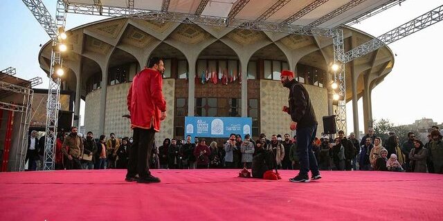 دعوتی از هنرمندان تئاتر خیابانی برای ساخت نمایش در دوران جنگ دعوتی از هنرمندان تئاتر خیابانی برای ساخت نمایش در دوران جنگ