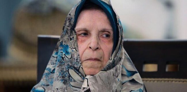«سیمیندخت وحیدی» شاعر درگذشت
