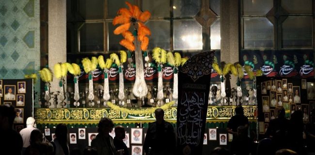 «خیمه هنر» به پنجمین شب رسید؛ نغمههای قاجاری تا سوگخوانی محمد حشمتی «خیمه هنر» به پنجمین شب رسید؛ نغمههای قاجاری تا سوگخوانی محمد حشمتی