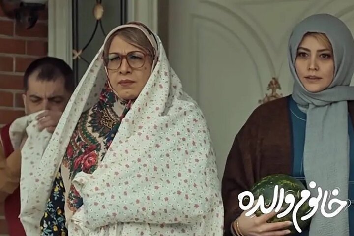 پیشتازی یک تنه «خانوم والده» بر گیشه